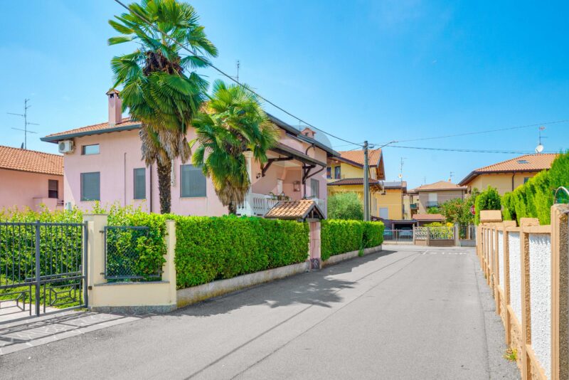 TRE LOCALI mozzate